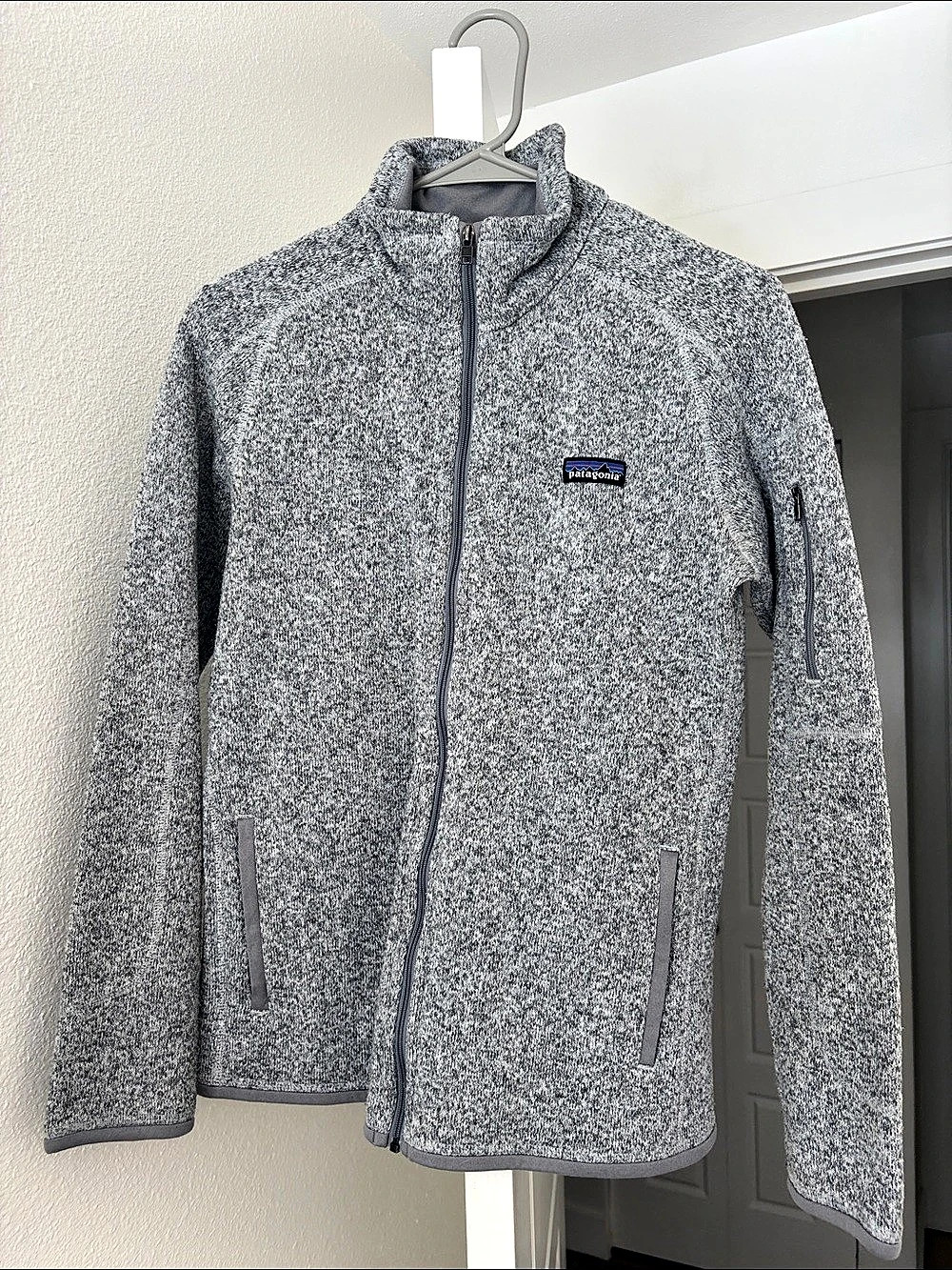 Patagonia Fleece Full-Zip Jacket Gray Medium great condition